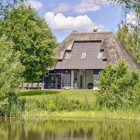 Casa vacanze Tranquil Farmhouse In With Hot Tub And Garden *