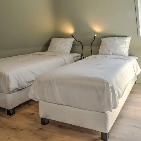 Casa vacanze Tranquil Farmhouse In With Hot Tub And Garden