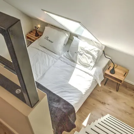 Casa vacanze Tranquil Farmhouse In With Hot Tub And Garden Rijsbergen